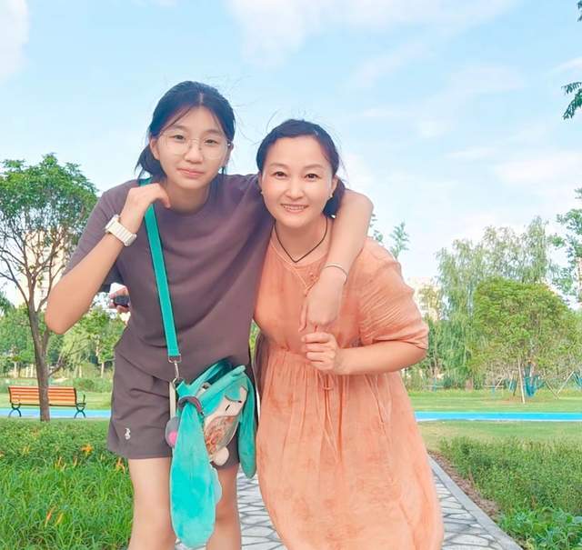 唐尼的成年派对